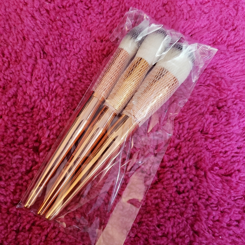 Alamar Cosmetics Complexion Brush Trio